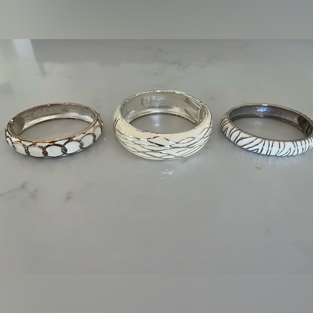 Tommy Bahama Bracelets (3)